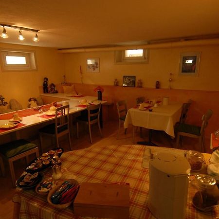 Victor'S Bed & Breakfast Maienfeld Buitenkant foto